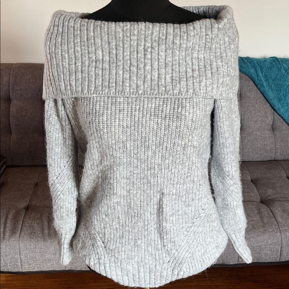 Anthropologie Pilcro Light Gray Off-Shoulder Sweater size Small